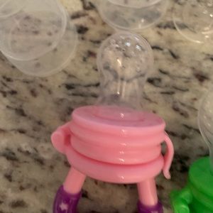 ashtonbee fruit feeder